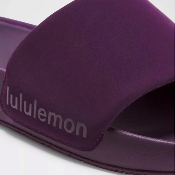 NIB 💗 lululemon athletica Restfeel Slip-On Slides Deep Purple 8 - Picture 2 of 10